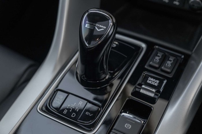 2023 Mitsubishi Eclipse Cross PHEV Exceed