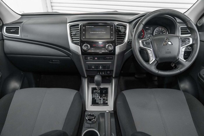 2023 Mitsubishi Triton GLX-R