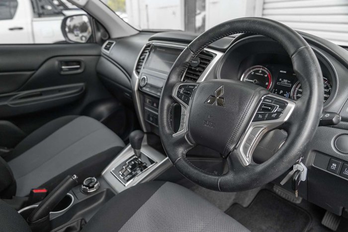 2023 Mitsubishi Triton GLX-R