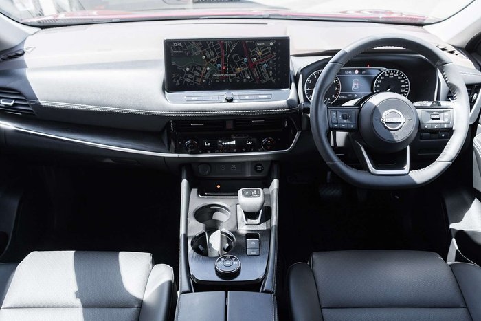 2025 Nissan X-TRAIL ST-L