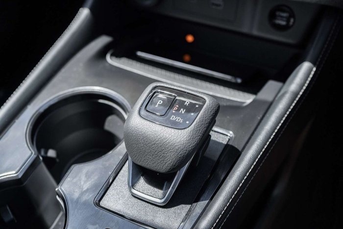 2025 Nissan X-TRAIL ST-L