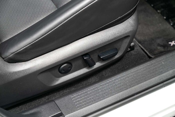 2025 Nissan X-TRAIL ST-L