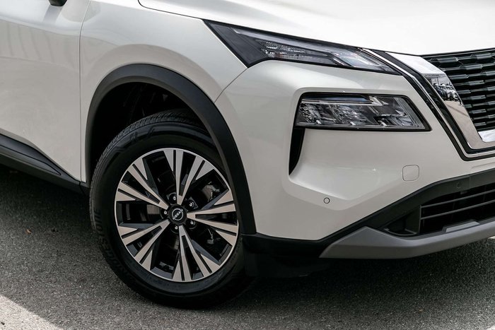 2025 Nissan X-TRAIL ST-L