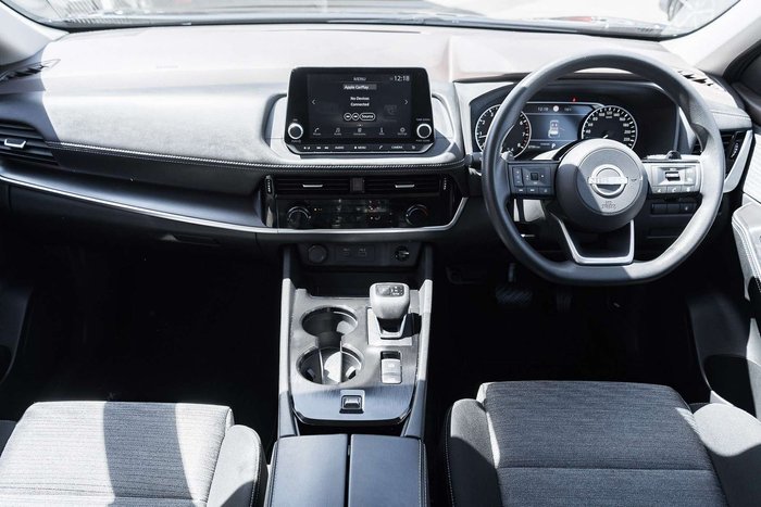 2025 Nissan X-TRAIL ST