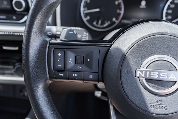 2025 Nissan X-TRAIL ST