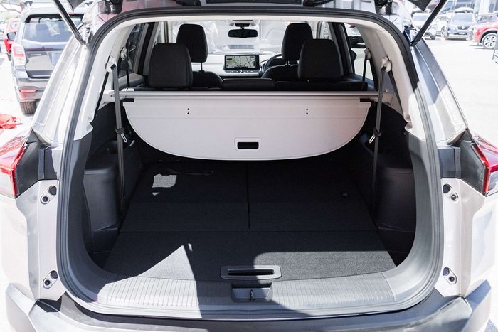 2025 Nissan X-TRAIL ST-L