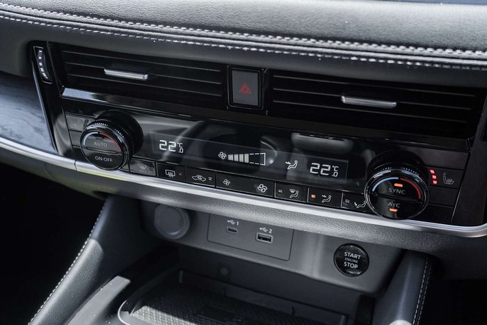 2025 Nissan X-TRAIL ST-L