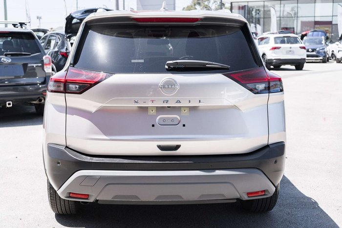 2025 Nissan X-TRAIL ST-L