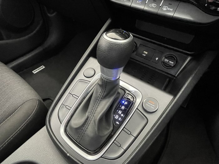 2021 Hyundai Kona (FWD)