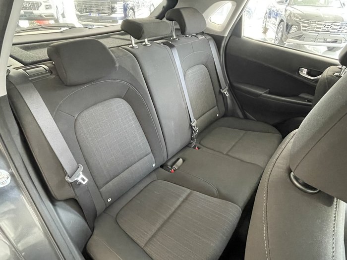 2021 Hyundai Kona (FWD)