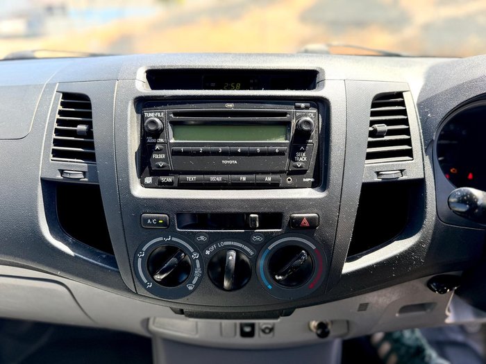 2008 Toyota Hilux SR KUN26R MY08 4X4 Sterling Silver