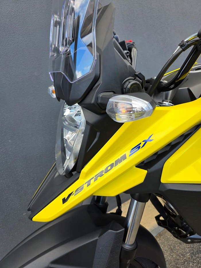 2025 Suzuki V-Strom 250SX V-Strom Red
