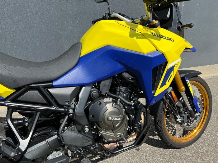 2025 Suzuki V-Strom 800DE V-Strom Yellow
