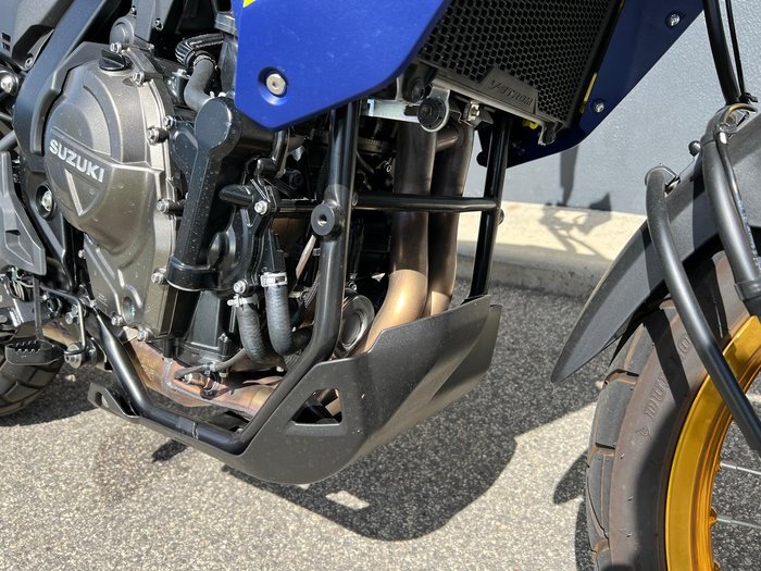 2025 Suzuki V-Strom 800DE V-Strom Yellow