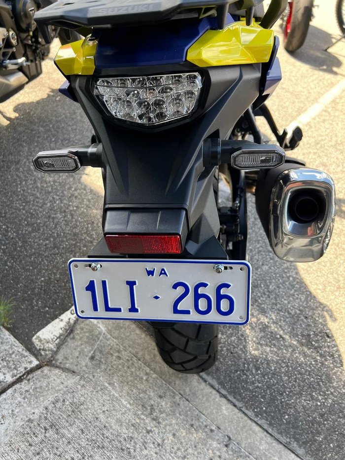 2025 Suzuki V-Strom 800DE V-Strom Yellow