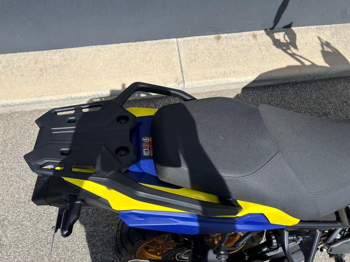 2025 Suzuki V-Strom 800DE V-Strom Yellow