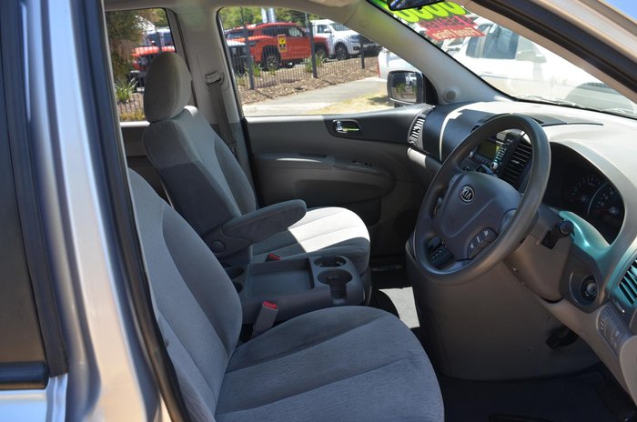 2009 Kia Grand Carnival EXE