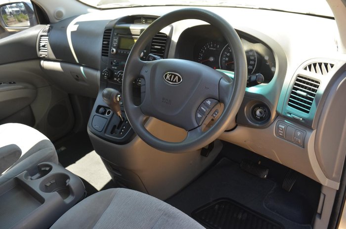 2009 Kia Grand Carnival EXE