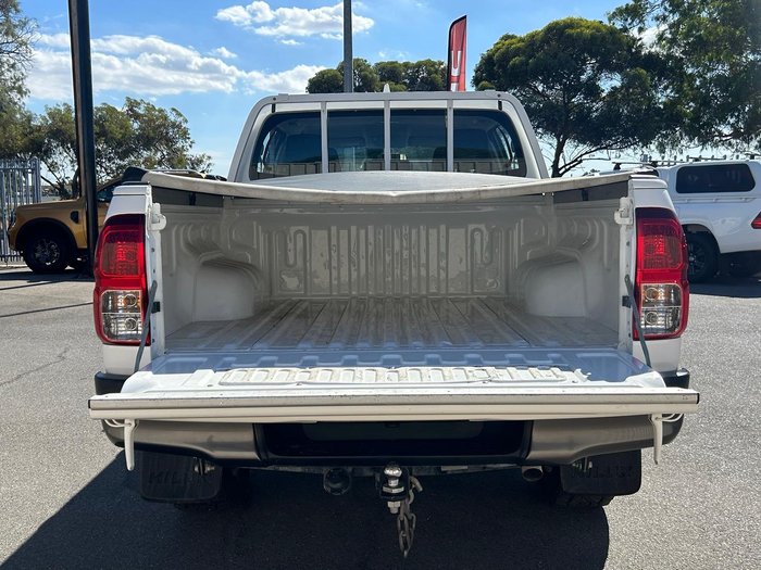 2023 Toyota Hilux SR