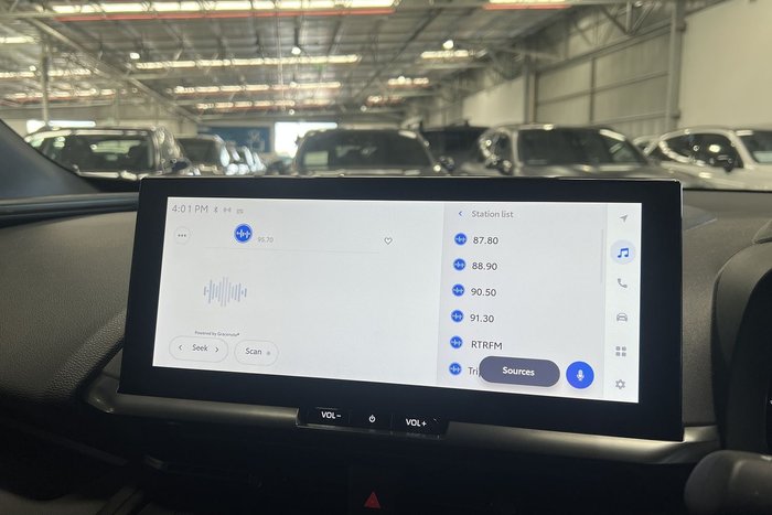 2025 Toyota C-HR GXL