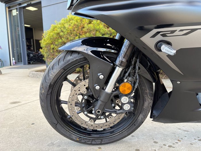 2024 Yamaha YZF-R7LA Black