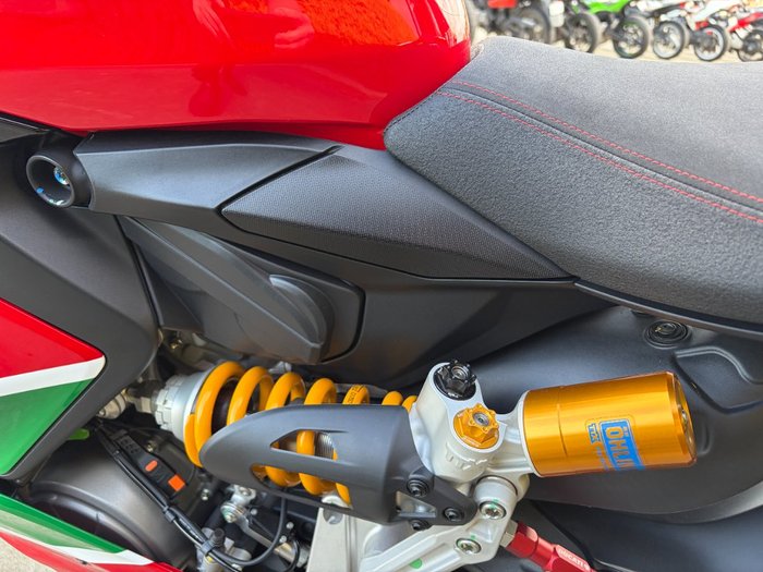2024 DUCATI PANIGALE V2 BAYLISS 20TH ANNIV Red