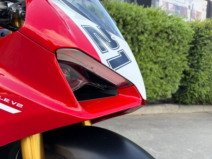 2024 DUCATI PANIGALE V2 BAYLISS 20TH ANNIV Red