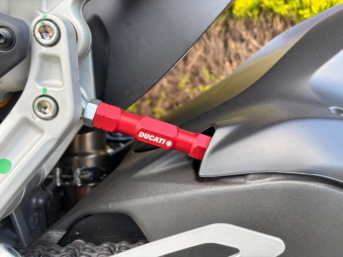 2024 DUCATI PANIGALE V2 BAYLISS 20TH ANNIV Red