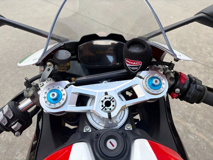 2024 DUCATI PANIGALE V2 BAYLISS 20TH ANNIV Red