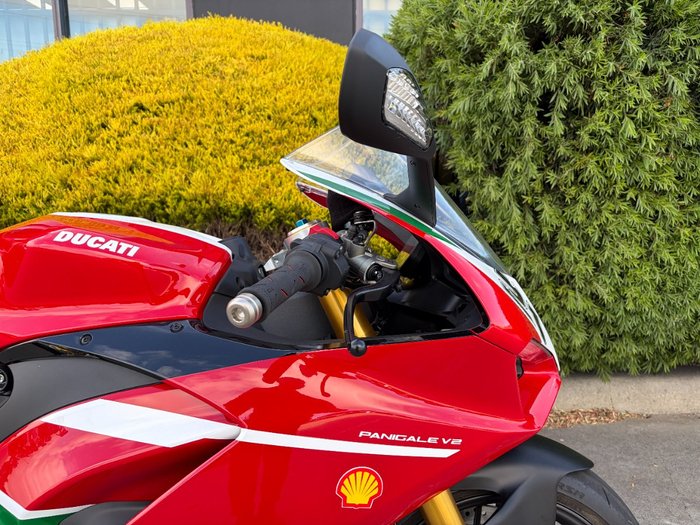 2024 DUCATI PANIGALE V2 BAYLISS 20TH ANNIV Red