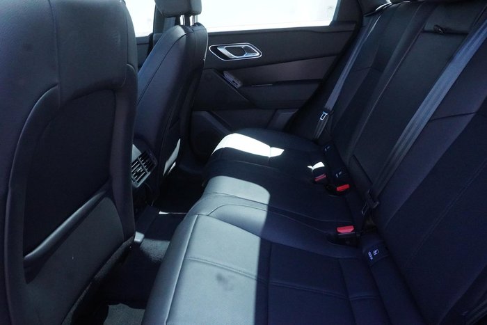 2025 Land Rover Range Rover Velar P250 Dynamic SE