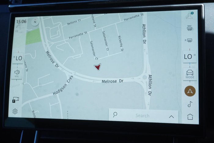 2025 Land Rover Range Rover Velar P250 Dynamic SE