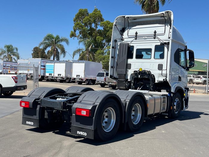 2024 Iveco S-Way AT600