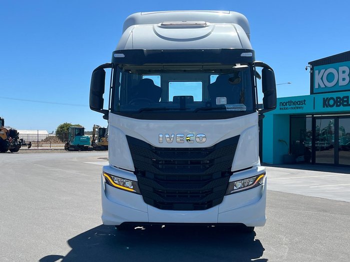 2024 Iveco S-Way AT600