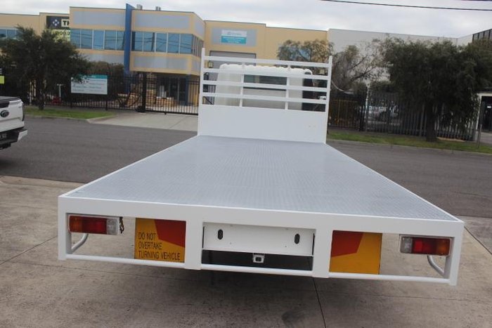 2025 Hino 921- 300 Series 921 AUTOMATIC WHITE