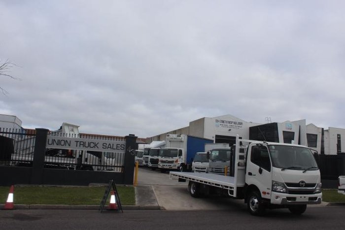 2025 Hino 921- 300 Series 921 AUTOMATIC WHITE