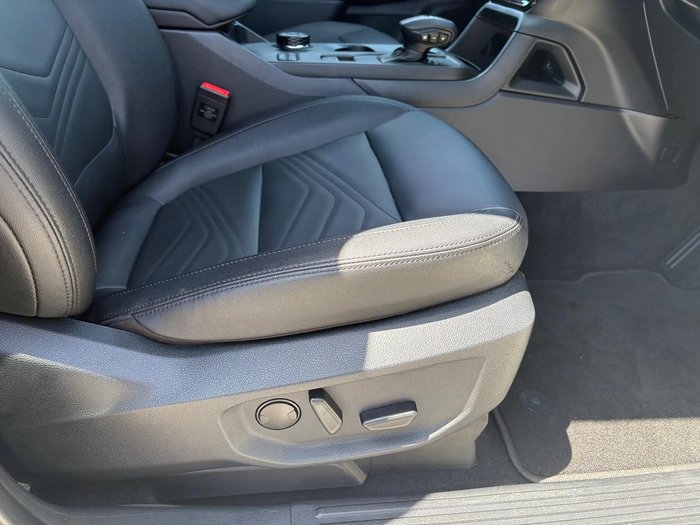 2025 Ford Everest Black Edition