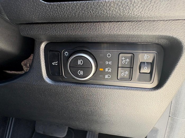 2025 Ford Everest Black Edition