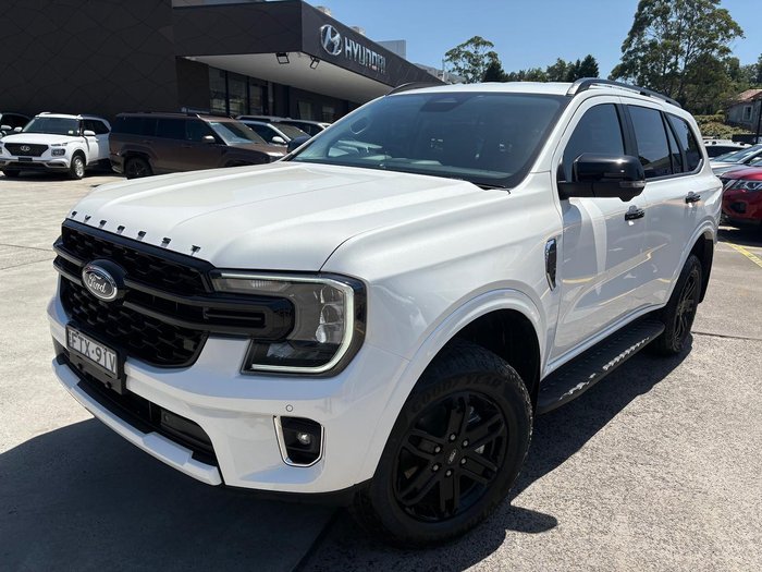 2025 Ford Everest Black Edition