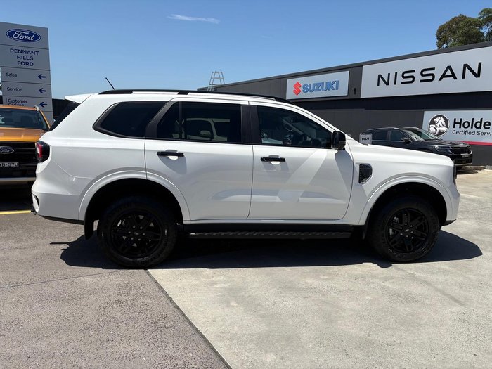 2025 Ford Everest Black Edition