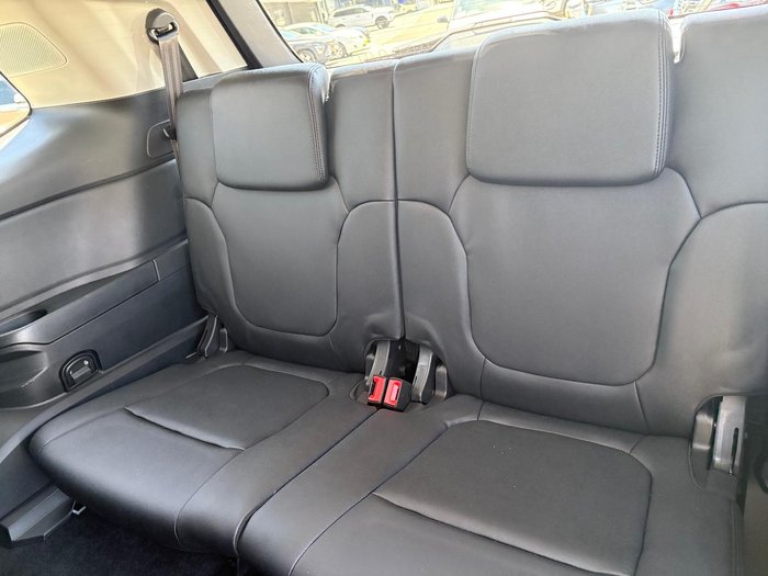 2025 Ford Everest Black Edition