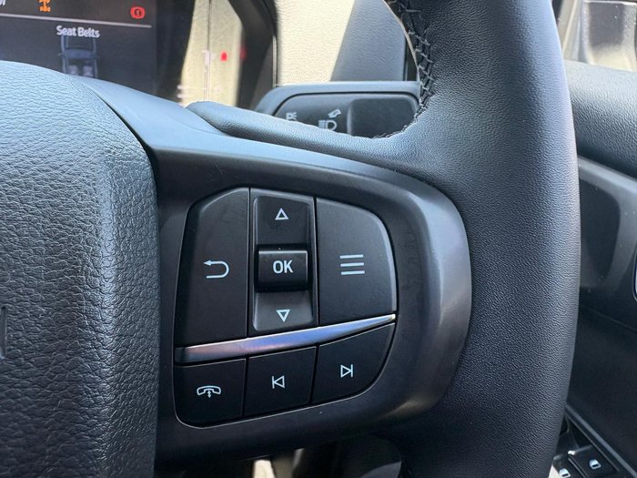 2025 Ford Everest Black Edition