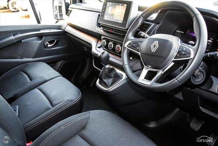 2025 Renault Trafic Premium