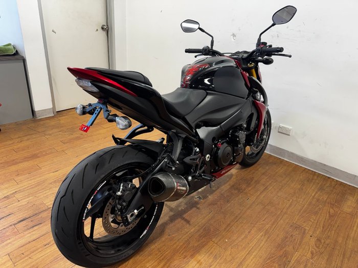 2018 Suzuki GSX-S1000 RED