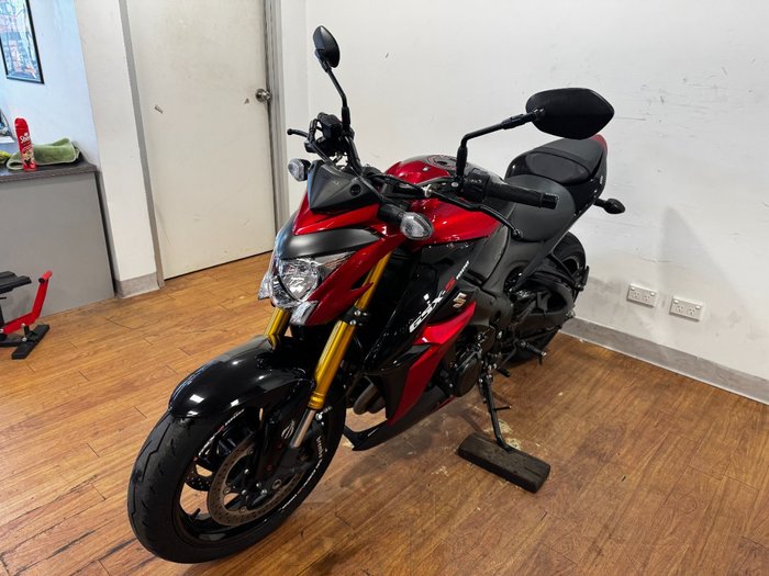 2018 Suzuki GSX-S1000 RED