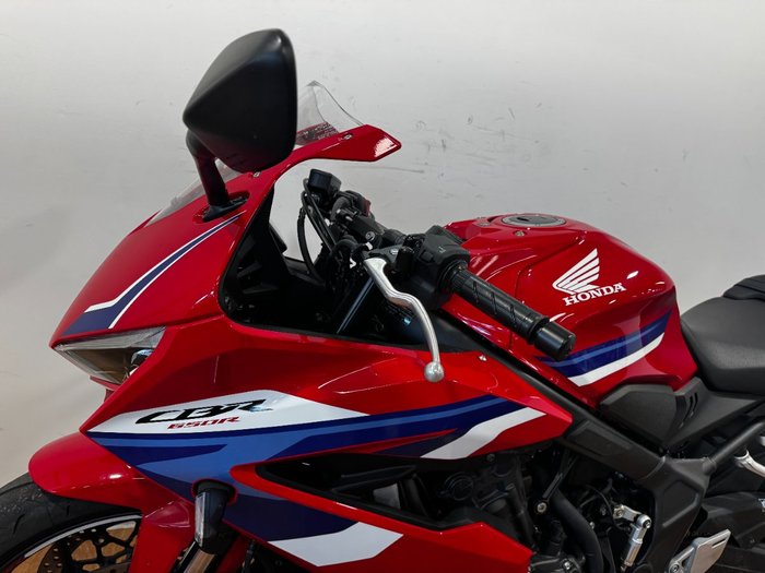 2025 Honda CBR650RAC RED