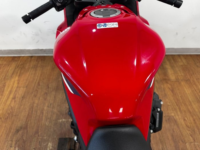 2025 Honda CBR650RAC RED