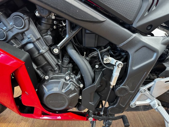 2025 Honda CBR650RAC RED