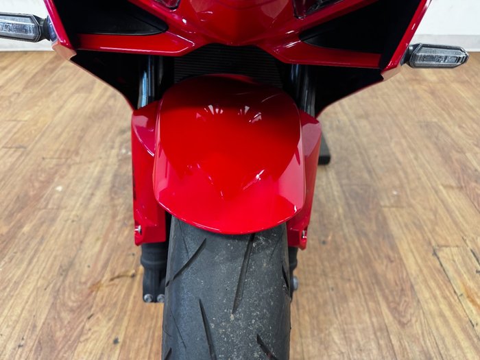2025 Honda CBR650RAC RED