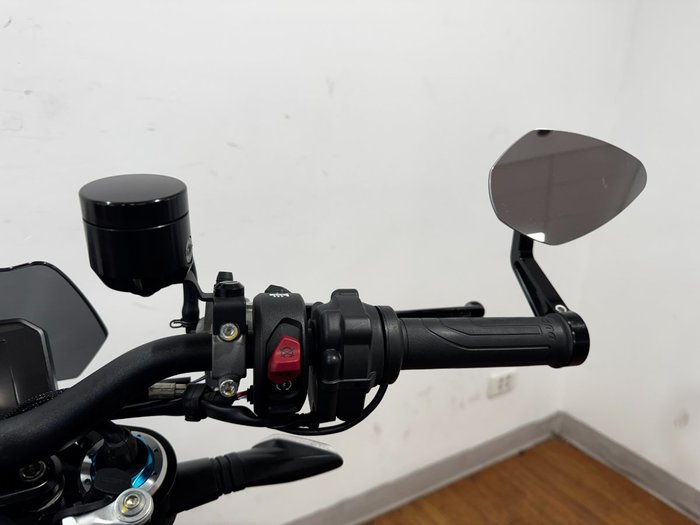 2021 Ducati STREETFIGHTER V4 S Black